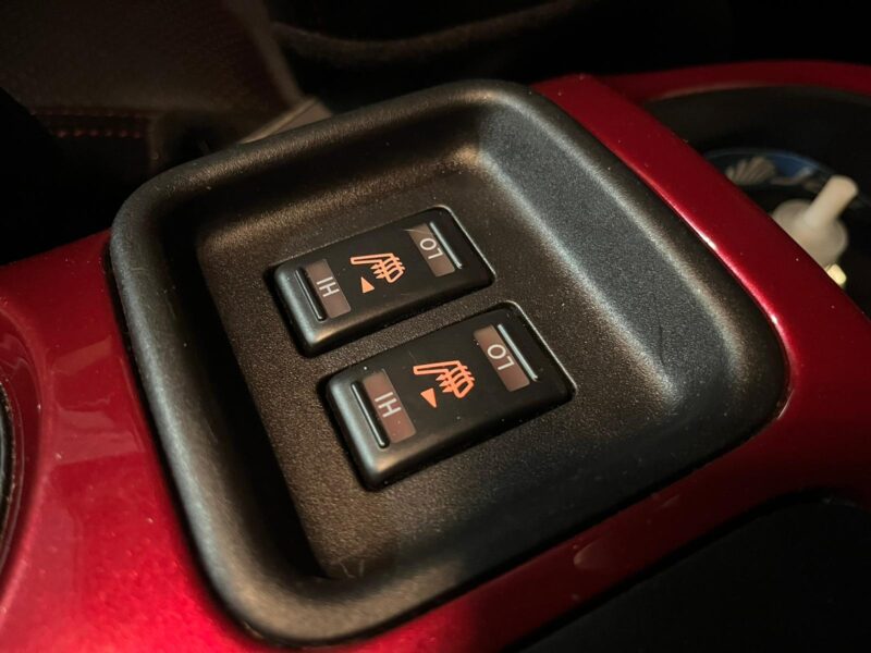 NISSAN JUKE 1.6 16V 117cv Tekna 2WD BVM6 // SIEGES CHAUFFANT/CAMERA DE RECUL/BLUETOOTH