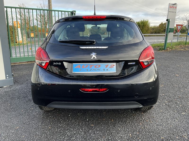 PEUGEOT 208 2016