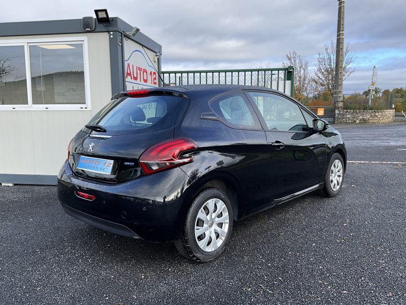 PEUGEOT 208 2016