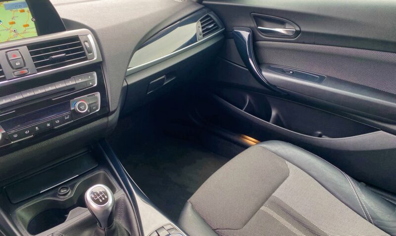 BMW Série 1 118d XDrive 150ch Urban Chic 