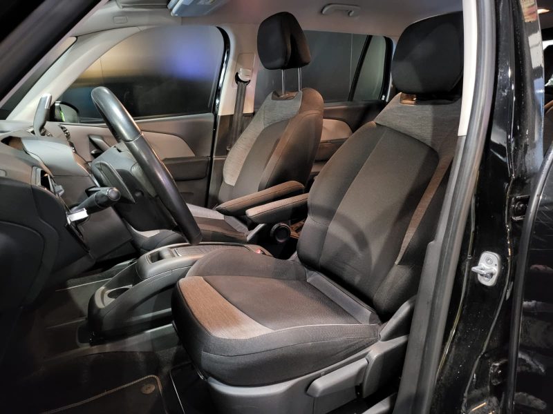 1.5 BlueHDi 131cv boite auto / 7 Places / 1ère Main / Garantie Constructeur