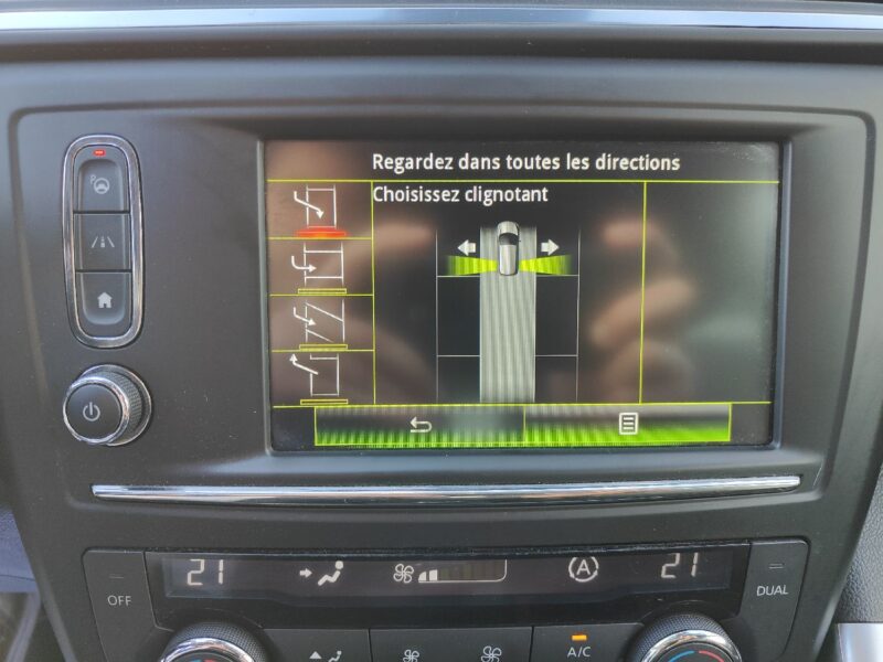 RENAULT KADJAR 1.2 TCe 130cv INTENS 