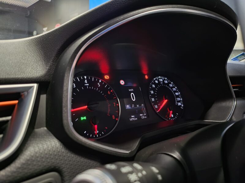 RENAULT CLIO V 1.0 TCe 100CH ZEN / CARPLAY+KEYLESS+FULL LED