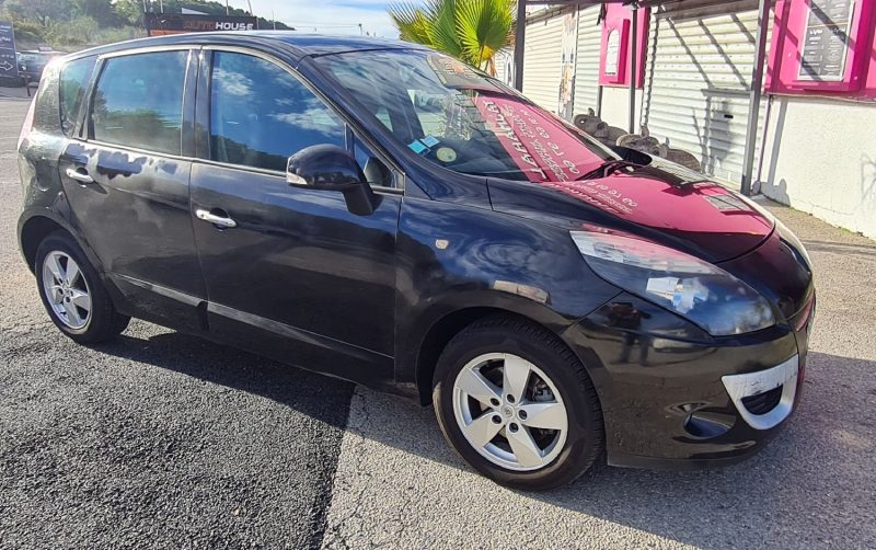 RENAULT SCENIC III 2010