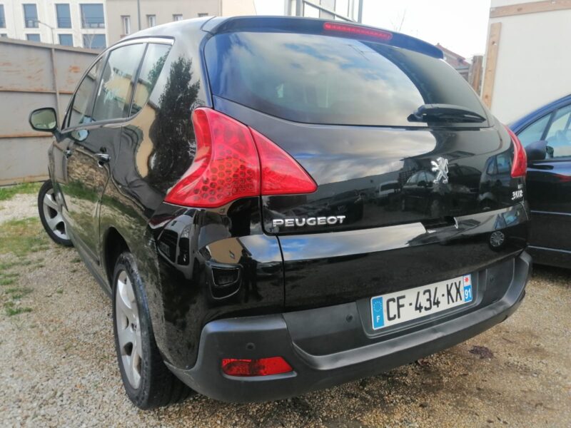 PEUGEOT 3008 Active 1.6 e-HDi 112ch FAP BMP6 BLUE LION