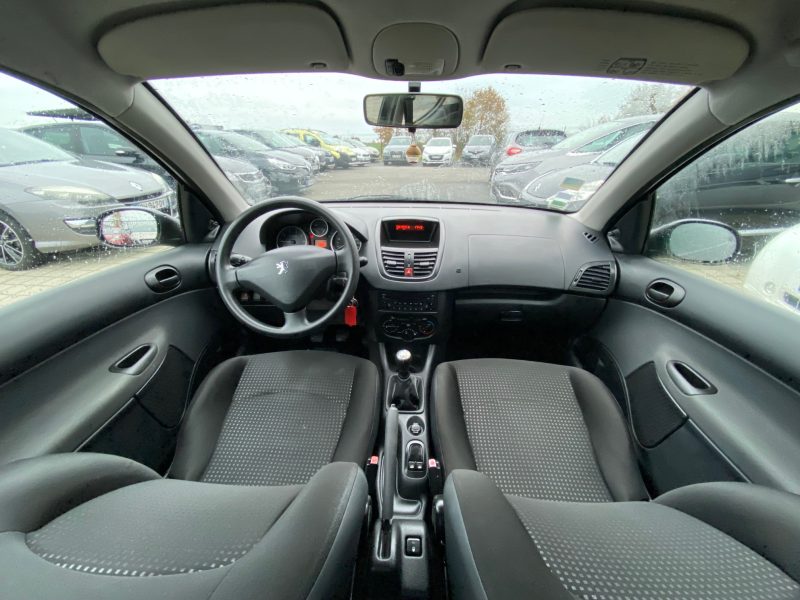 PEUGEOT 206+ 1.1E 60CV