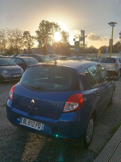 RENAULT CLIO III 2011