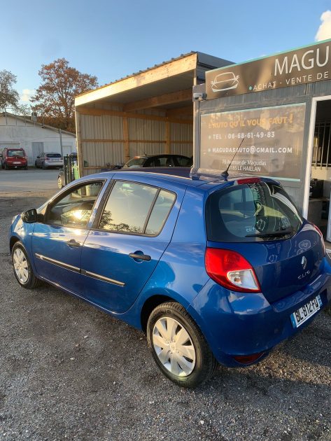 RENAULT CLIO III 2011