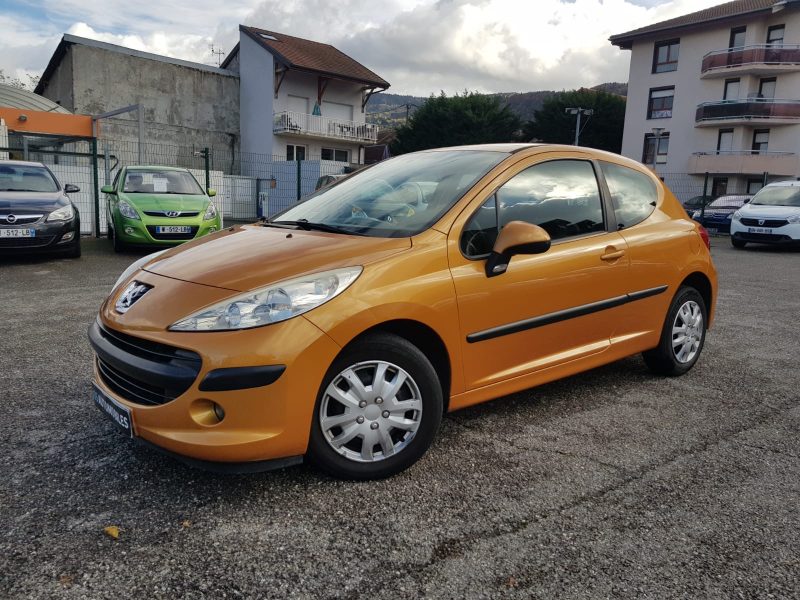 PEUGEOT 207 1.4i 90CV TRENDY