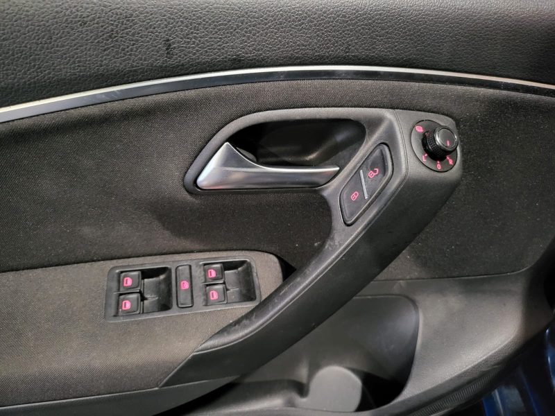 VOLKSWAGEN POLO V 1.2 TSI 90cv Lounge DSG7 1ère Main / RADAR-AV-AR/GPS/BLUETOOTH