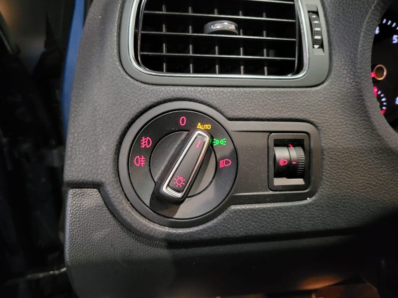 VOLKSWAGEN POLO V 1.2 TSI 90cv Lounge DSG7 1ère Main / RADAR-AV-AR/GPS/BLUETOOTH