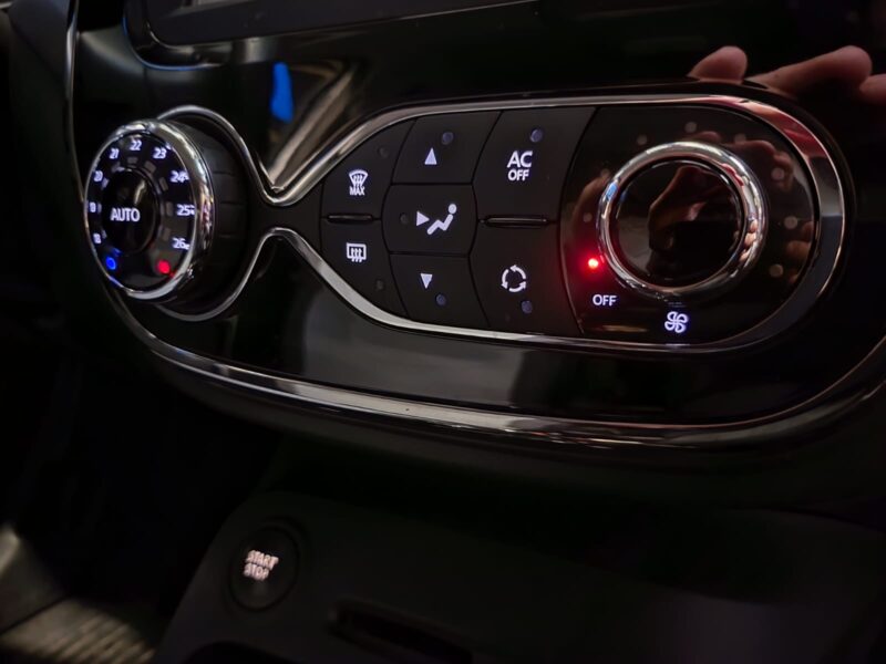 RENAULT CAPTUR 1.2 TCE 120CH INTENS EDC PHARE DIRECTIONNEL / CARTE DEMARRAGE OUVERTURE / BLUETOOTH