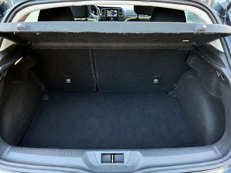 RENAULT MEGANE 4 IV 1.3 TCE 140 Cv GPS TACTILE APPLE CARPLAY KEYLESS FULL LEDS - GARANTIE 6 MOIS