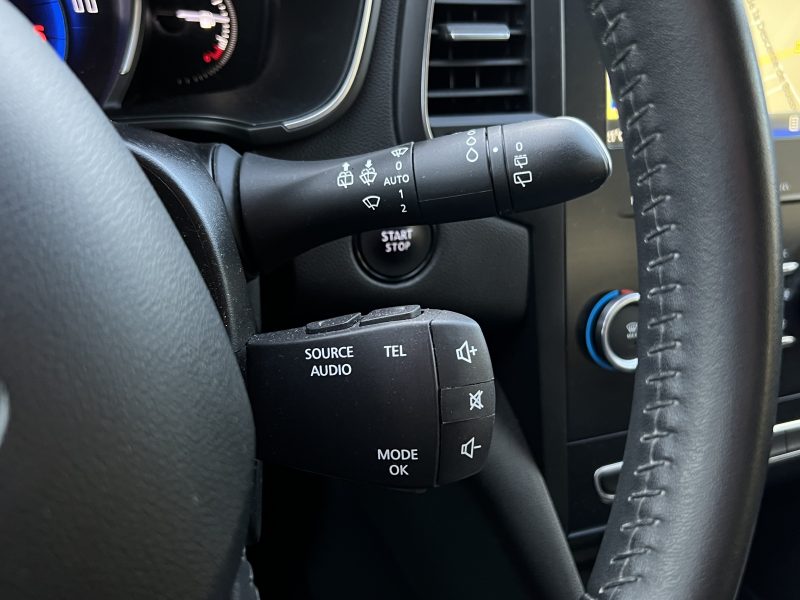 RENAULT MEGANE 4 IV 1.3 TCE 140 Cv GPS TACTILE APPLE CARPLAY KEYLESS FULL LEDS - GARANTIE 6 MOIS