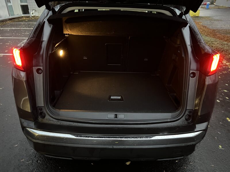 PEUGEOT 3008 SUV 2021