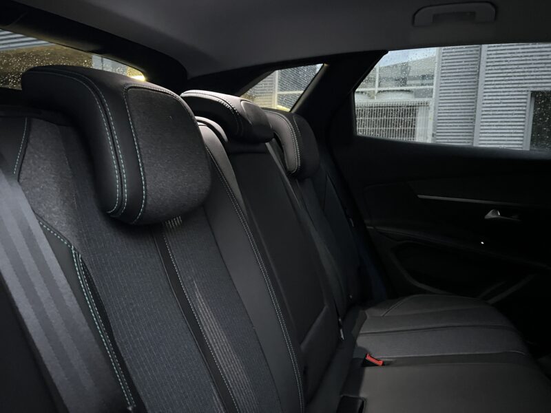 PEUGEOT 3008 SUV 2021