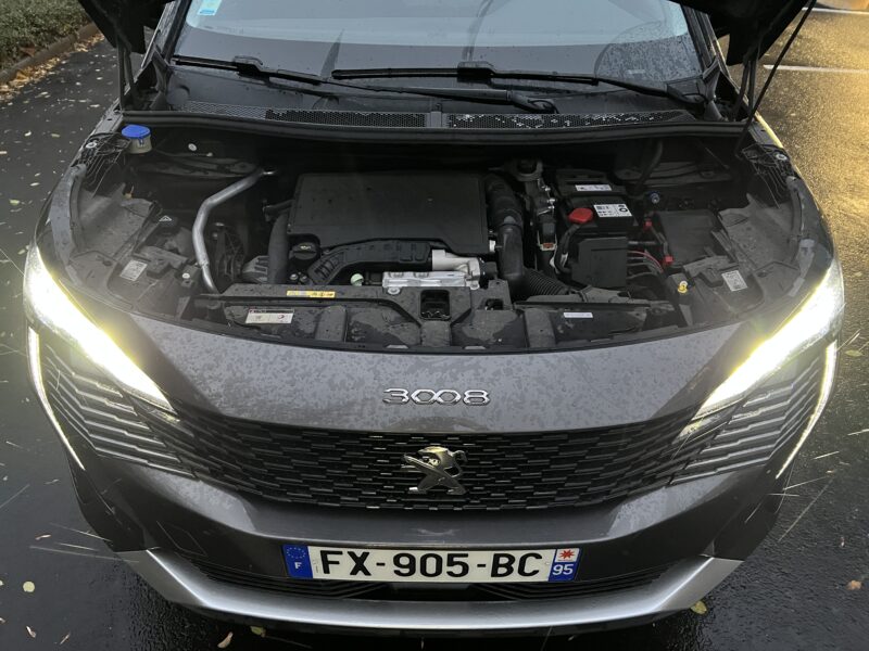 PEUGEOT 3008 SUV 2021