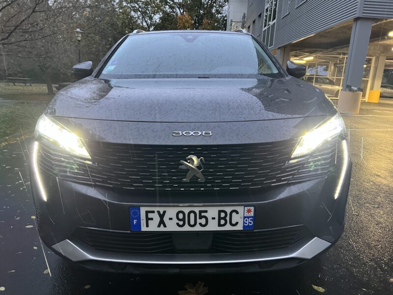 PEUGEOT 3008 SUV 2021