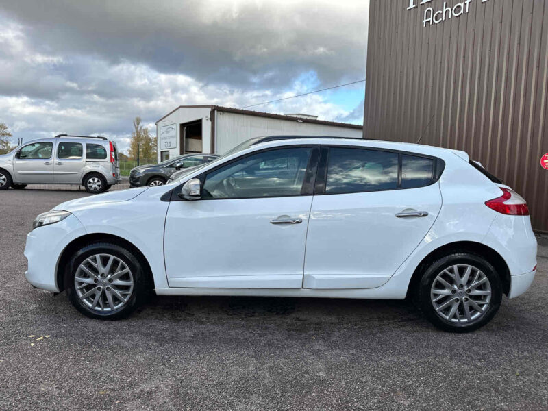 RENAULT MEGANE III  2013