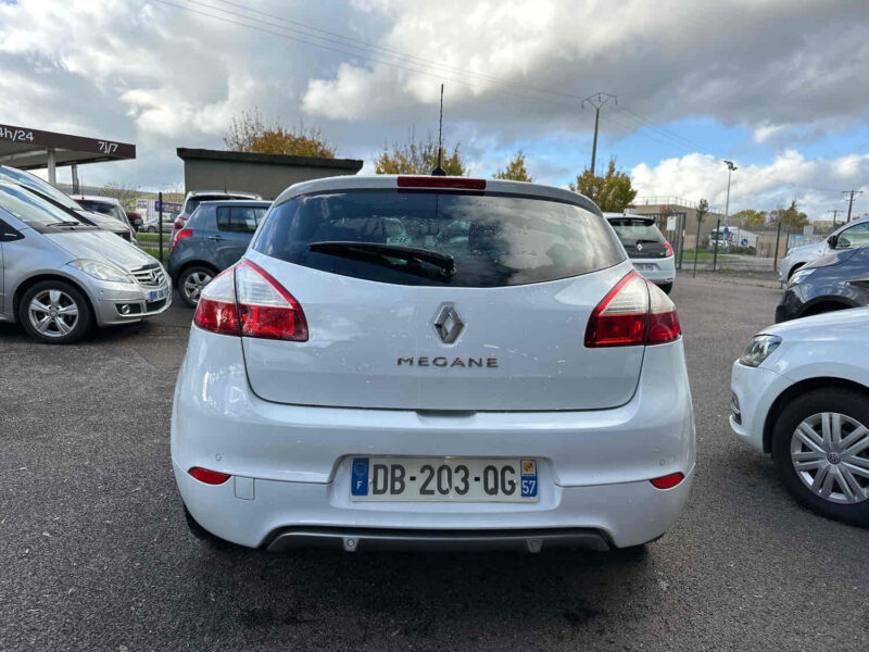 RENAULT MEGANE III  2013