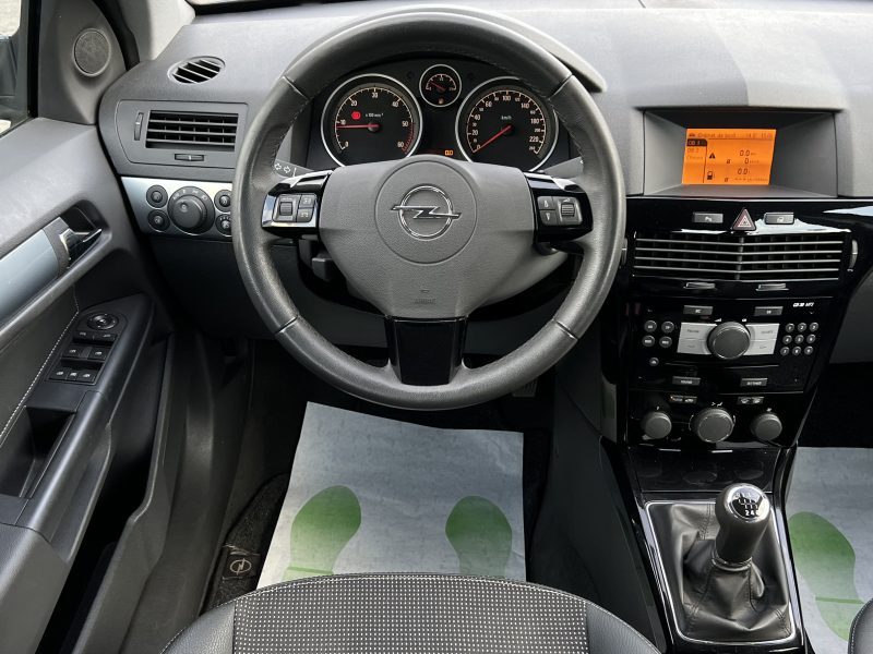 OPEL ASTRA III 1.7 CDTI 110 Cv - 1ERE MAIN 5 PORTES CLILMATISATION REGULATEUR BLUETOOTH Garantie 1an