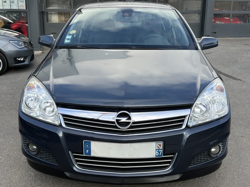 OPEL ASTRA III 1.7 CDTI 110 Cv - 1ERE MAIN 5 PORTES CLILMATISATION REGULATEUR BLUETOOTH Garantie 1an