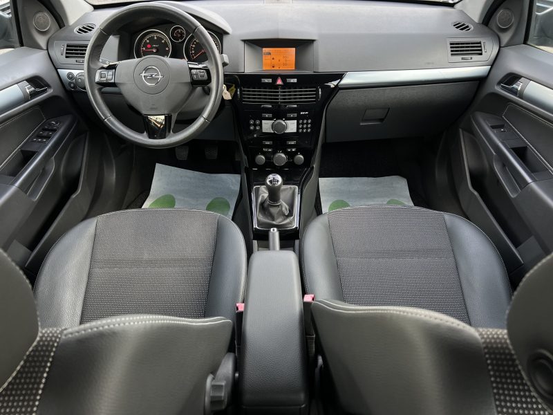 OPEL ASTRA III 1.7 CDTI 110 Cv - 1ERE MAIN 5 PORTES CLILMATISATION REGULATEUR BLUETOOTH Garantie 1an