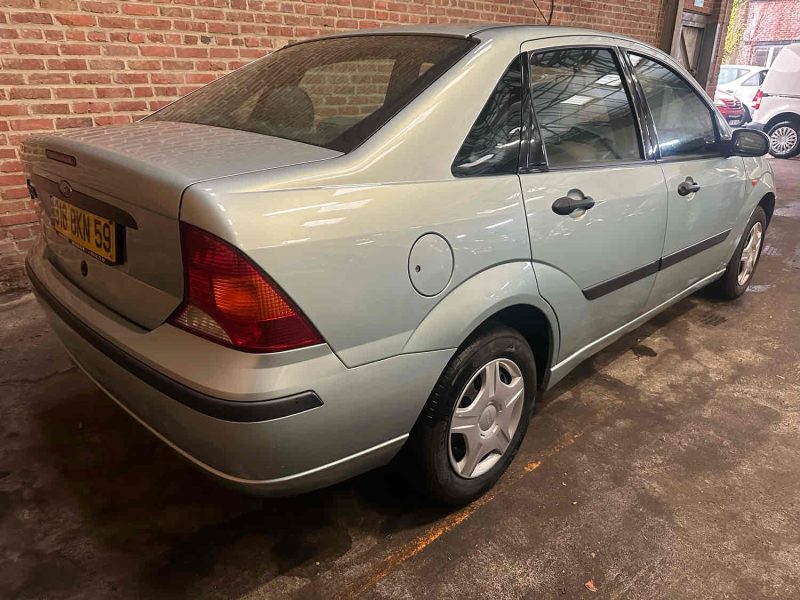 FORD FOCUS 1.6 ESSENCE 100CV