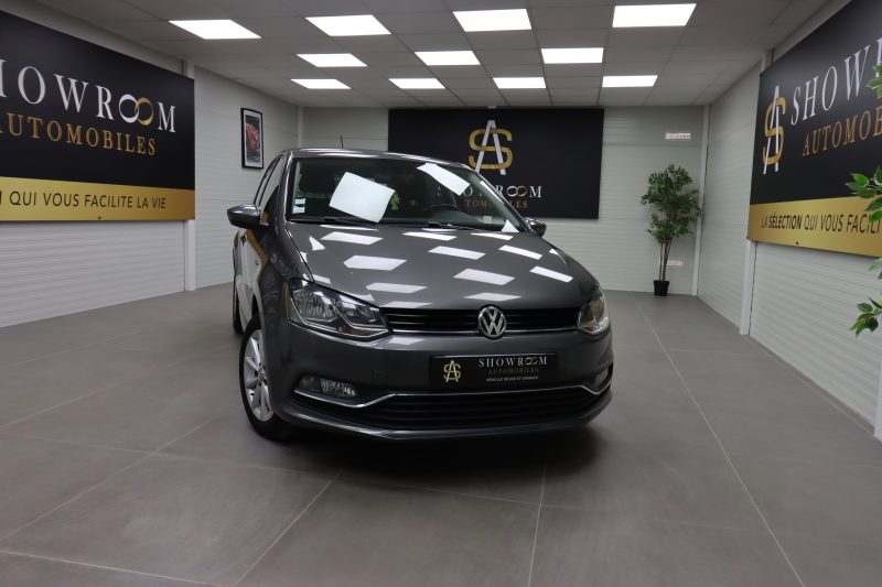 VOLKSWAGEN POLO V 2015