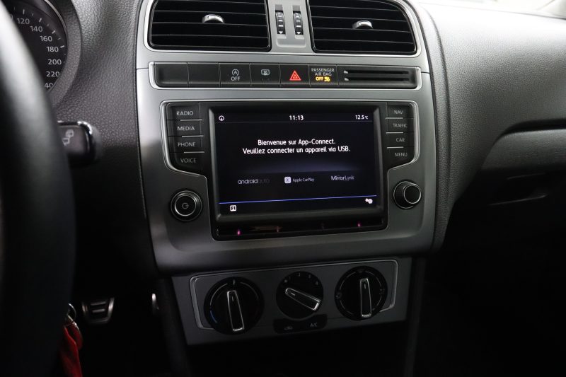 VOLKSWAGEN POLO V 2017