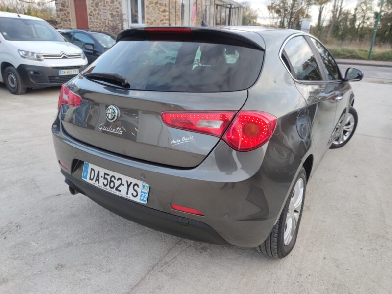 ALFA ROMEO GIULIETTA 2013