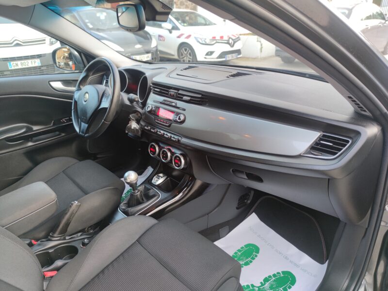 ALFA ROMEO GIULIETTA 2013