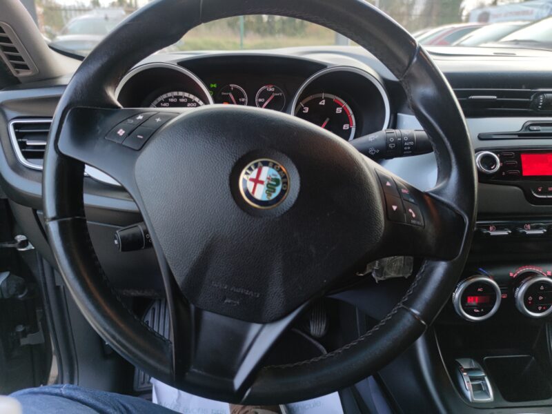 ALFA ROMEO GIULIETTA 2013