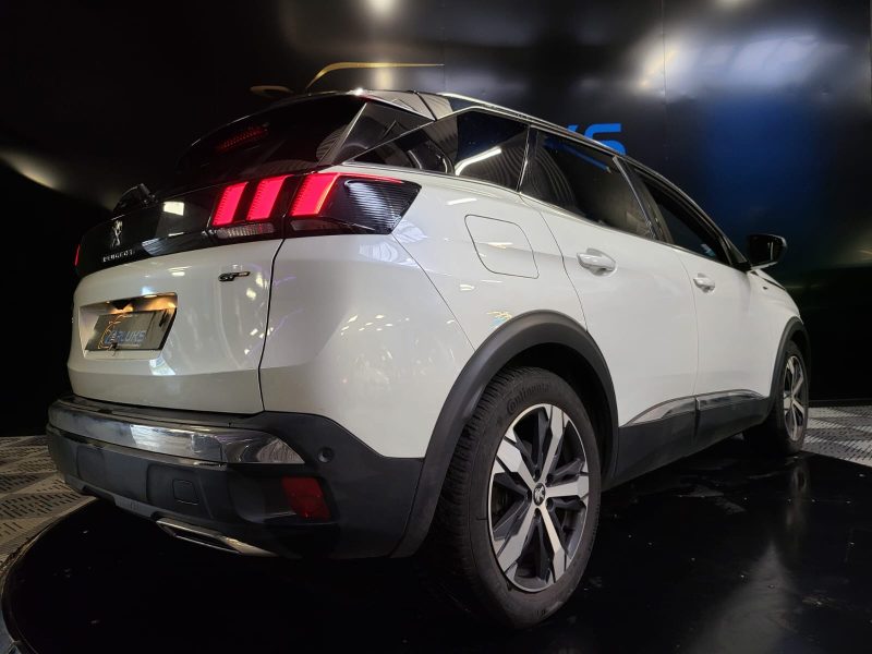 PEUGEOT 3008 180cv GT SUIVI PEUGEOT PACK AUDIO FOCAL / SIEGES CHAUFF ELECT A MEMOIRE / CARPLA