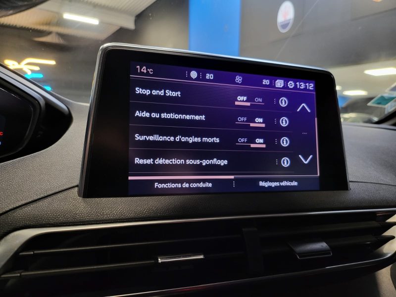 PEUGEOT 3008 180cv GT SUIVI PEUGEOT PACK AUDIO FOCAL / SIEGES CHAUFF ELECT A MEMOIRE / CARPLA