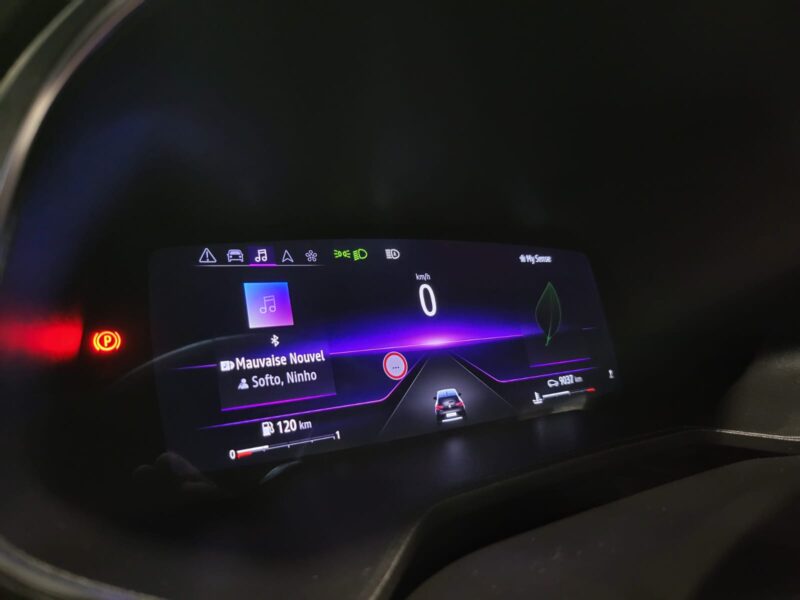 RENAULT CLIO V 1.3 TCe 140cv INITIALE PARIS /CAMERA 360°+SIEGE CHAUFFANT+SYSTEME AUDIO BOSE/