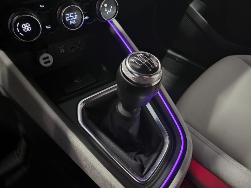 RENAULT CLIO V 1.3 TCe 140cv INITIALE PARIS /CAMERA 360°+SIEGE CHAUFFANT+SYSTEME AUDIO BOSE/