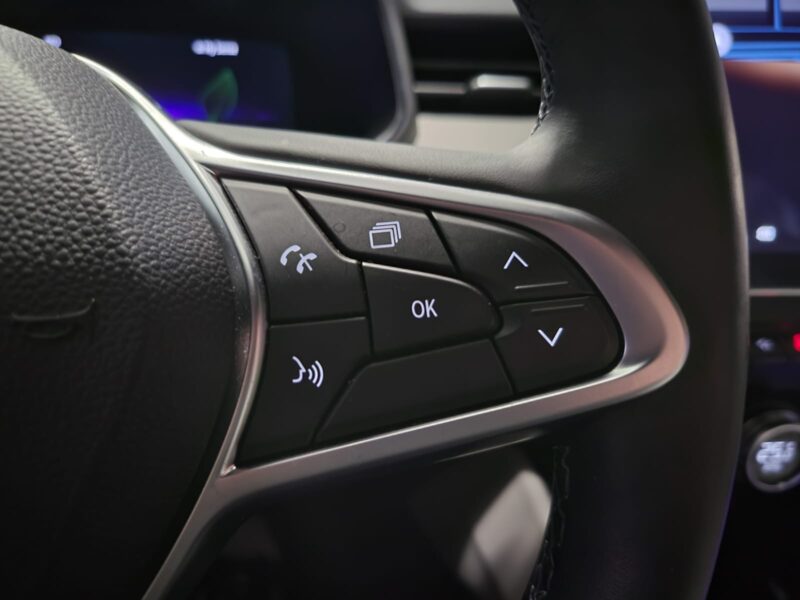 RENAULT CLIO V 1.3 TCe 140cv INITIALE PARIS /CAMERA 360°+SIEGE CHAUFFANT+SYSTEME AUDIO BOSE/