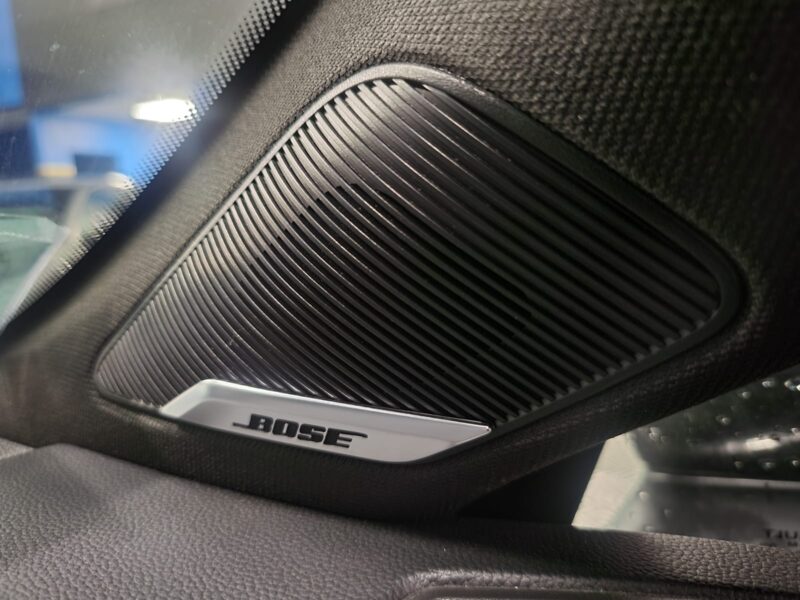 RENAULT CLIO V 1.3 TCe 140cv INITIALE PARIS /CAMERA 360°+SIEGE CHAUFFANT+SYSTEME AUDIO BOSE/