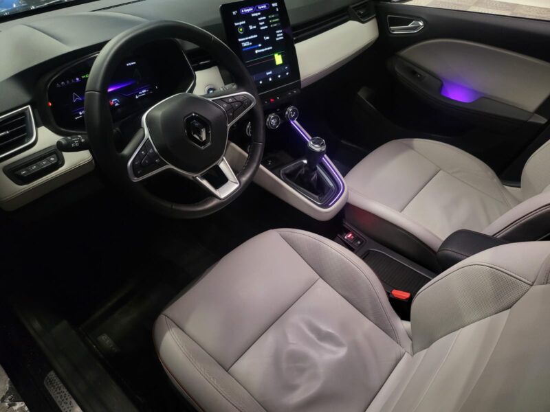 RENAULT CLIO V 1.3 TCe 140cv INITIALE PARIS /CAMERA 360°+SIEGE CHAUFFANT+SYSTEME AUDIO BOSE/