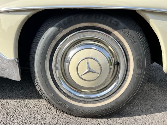 MERCEDES BENZ 190 SL 1960