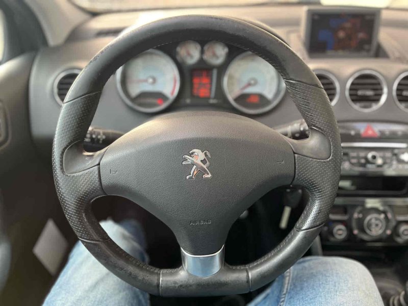 PEUGEOT 308 I 2012