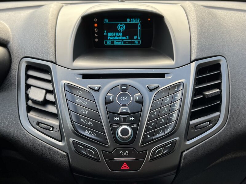 FORD FIESTA 5 V PHASE 2 II 1.0 ECOBOOST 100 Cv 77 400 Kms / BLUETOOTH CRIT AIR 1 - GARANTIE 1 AN