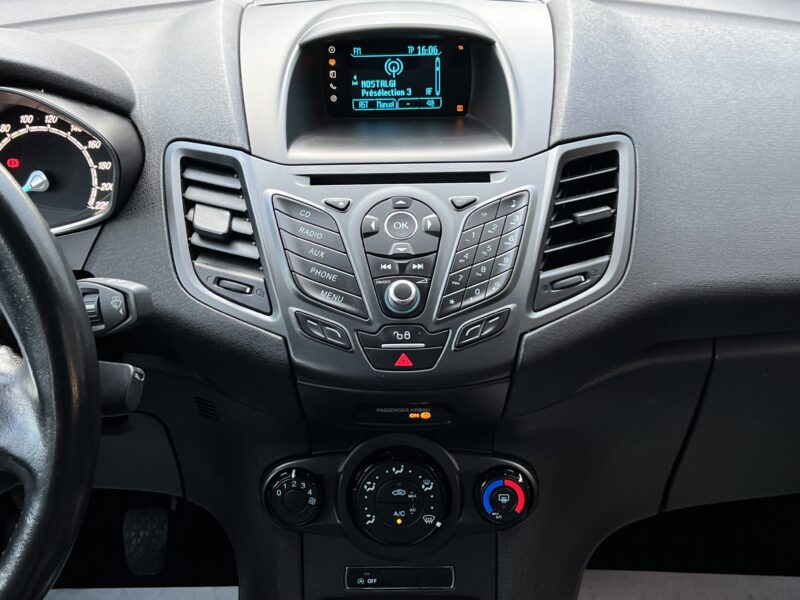 FORD FIESTA 5 V PHASE 2 II 1.0 ECOBOOST 100 Cv 77 400 Kms / BLUETOOTH CRIT AIR 1 - GARANTIE 1 AN