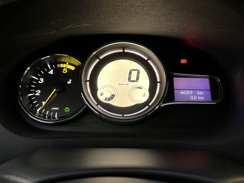 RENAULT MEGANE 3 COUPE PHASE 2 BOSE 1.6 DCI 130 Cv TOIT PANO GPS CAMERA BLUETOOTH - GARANTIE 1 AN