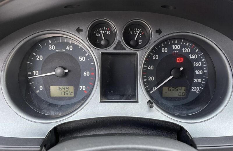 SEAT IBIZA III SPORT 1.4 85 Cv 63 500 KMS / 5 PORTES CLIMATISATION BLUETOOTH - GARANTIE 1 AN