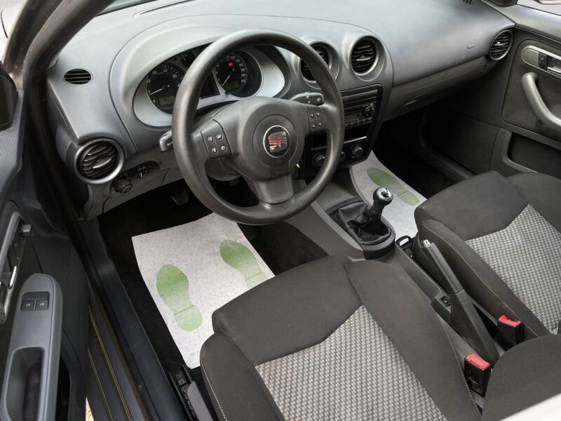 SEAT IBIZA III SPORT 1.4 85 Cv 63 500 KMS / 5 PORTES CLIMATISATION BLUETOOTH - GARANTIE 1 AN