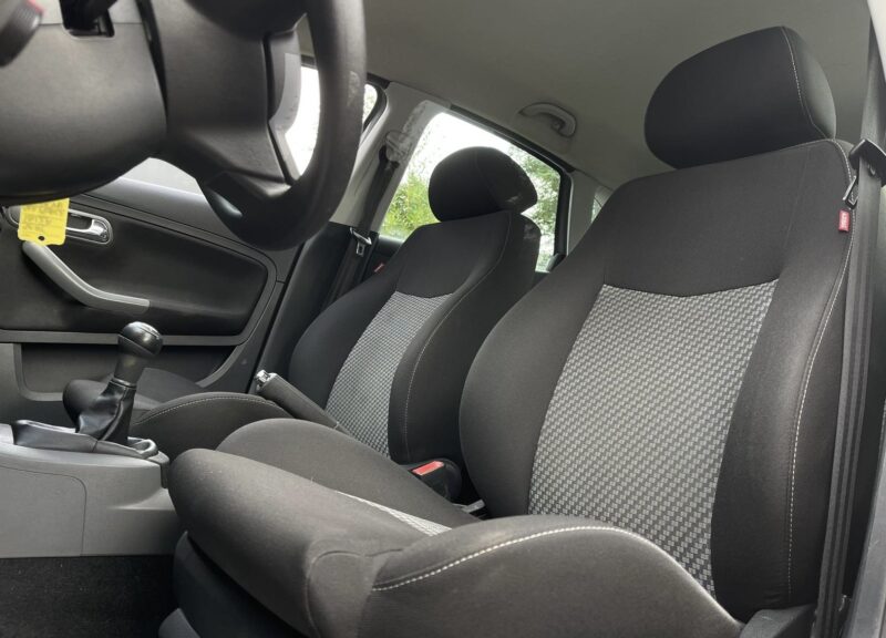 SEAT IBIZA III SPORT 1.4 85 Cv 63 500 KMS / 5 PORTES CLIMATISATION BLUETOOTH - GARANTIE 1 AN