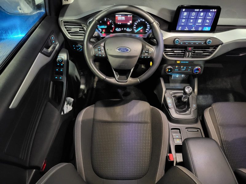 FORD FOCUS IV 1.5 TDCi 95cv Trend Business BVM6 // ANDROID AUTO/RADAR-AV-AR/ALERTE FRANCHISSEMENT DE