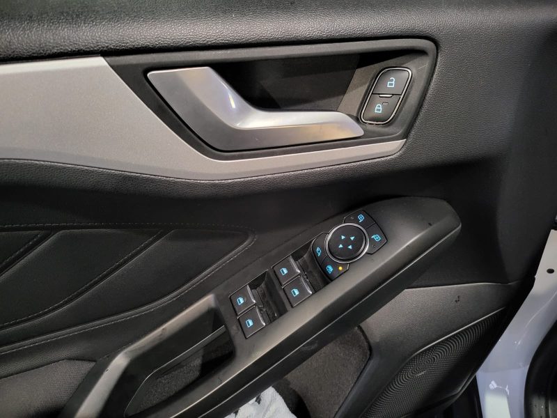 FORD FOCUS IV 1.5 TDCi 95cv Trend Business BVM6 // ANDROID AUTO/RADAR-AV-AR/ALERTE FRANCHISSEMENT DE